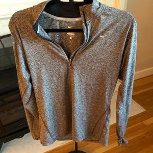 Nike drifit pullover